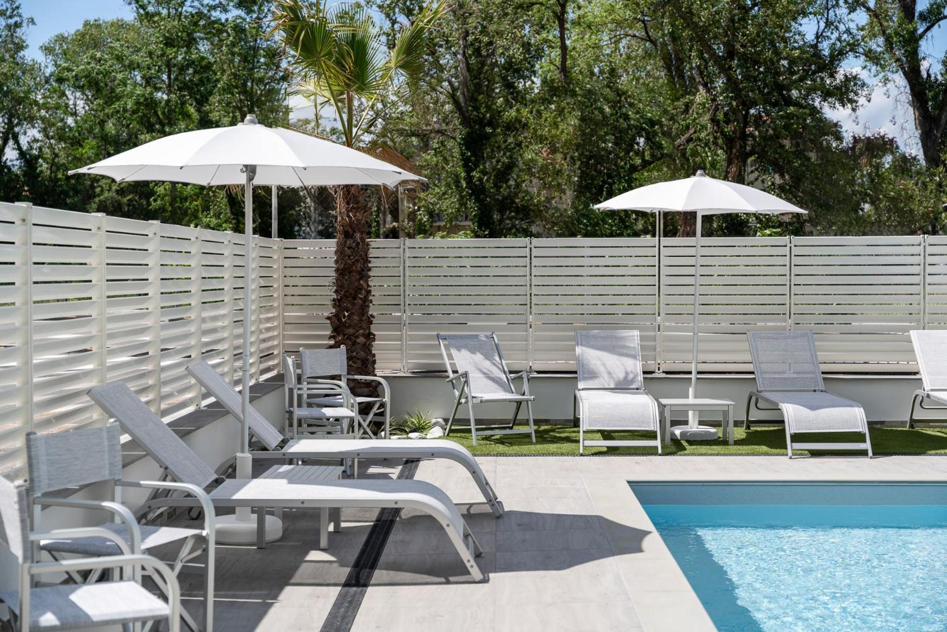 Hotel Ervill Rimini Exterior photo